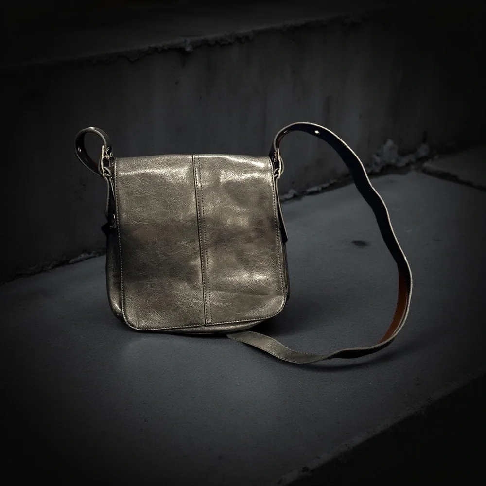 Elegant Black Men's Messenger Bag